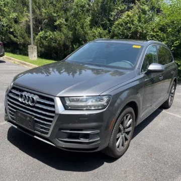 Photos of 2019 Audi Q7 45 Premium Plus quattro for sale in Indianapolis, IN at Indy Auto Man - Indianapolis