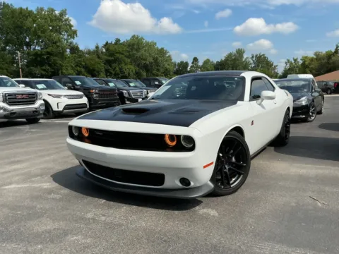 Photos of 2019 Dodge Challenger R/T Scat Pack for sale in Indianapolis, IN at Indy Auto Man - Indianapolis