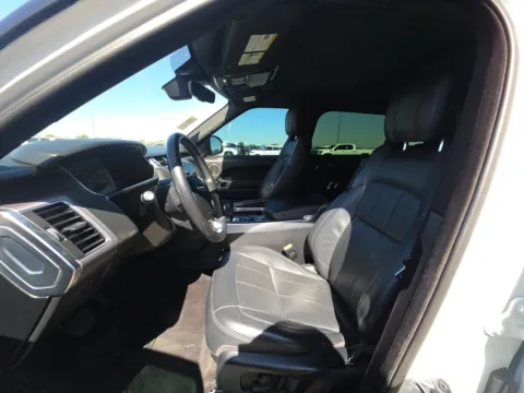 Photos of 2020 Land Rover Range Rover Sport HSE for sale in Indianapolis, IN at Indy Auto Man - Indianapolis