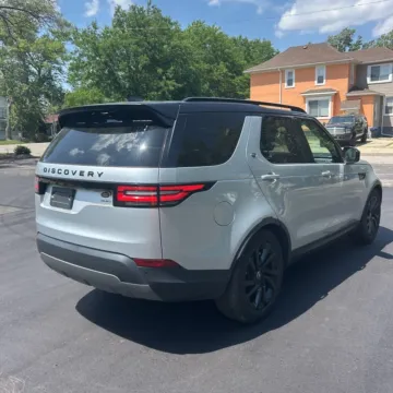 Another view of 2020 Land Rover Discovery HSE for sale in Indianapolis, IN at Indy Auto Man - Indianapolis