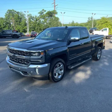 Photos of 2017 Chevrolet Silverado 1500 LTZ 1LZ for sale in Indianapolis, IN at Indy Auto Man - Indianapolis