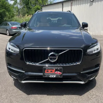 Photos of 2018 Volvo XC90 T6 Momentum for sale in Indianapolis, IN at Indy Auto Man - Indianapolis