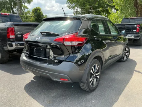 More photos of 2019 Nissan Kicks SV at Indy Auto Man - Indianapolis, IN