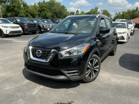 Photos of 2019 Nissan Kicks SV for sale in Indianapolis, IN at Indy Auto Man - Indianapolis