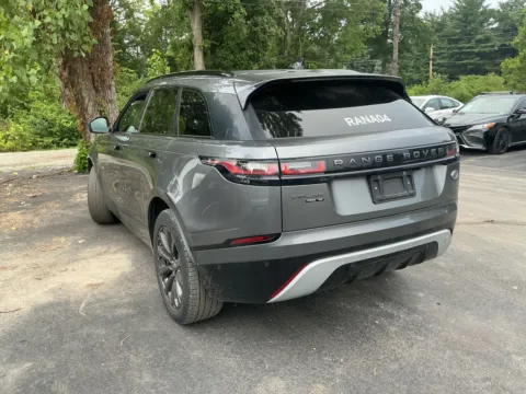 More photos of 2019 Land Rover Range Rover Velar SE R-Dynamic at Indy Auto Man - Indianapolis, IN