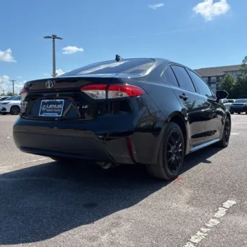 Another view of 2020 Toyota Corolla LE for sale in Indianapolis, IN at Indy Auto Man - Indianapolis