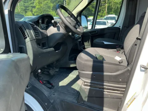 More photos of 2023 Ram ProMaster 2500 High Roof at Indy Auto Man - Indianapolis, IN