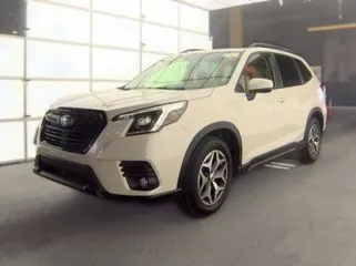 Photos of 2022 Subaru Forester Premium for sale in Indianapolis, IN at Indy Auto Man - Indianapolis