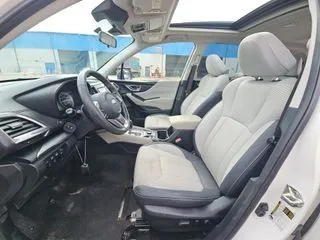 More photos of 2022 Subaru Forester Premium at Indy Auto Man - Indianapolis, IN