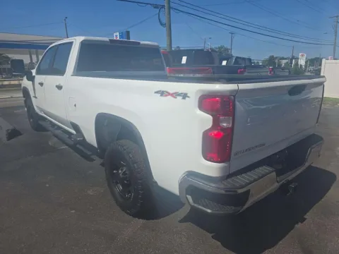 More photos of 2021 Chevrolet Silverado 2500HD Work Truck at Indy Auto Man - Indianapolis, IN