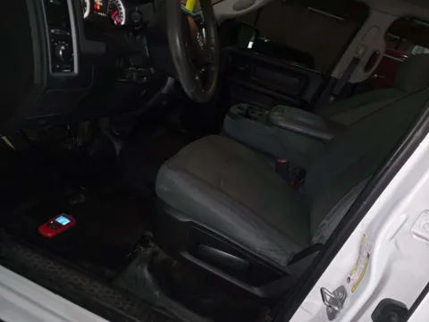 More photos of 2018 Ram 2500 Tradesman at Indy Auto Man - Indianapolis, IN