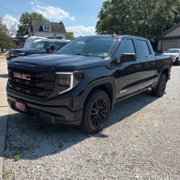 Photos of 2022 GMC Sierra 1500 Elevation for sale in Indianapolis, IN at Indy Auto Man - Indianapolis