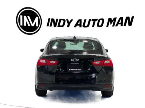 More photos of 2018 Chevrolet Malibu LT at Indy Auto Man - Indianapolis, IN
