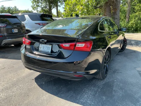 Another view of 2018 Chevrolet Malibu LT for sale in Indianapolis, IN at Indy Auto Man - Indianapolis