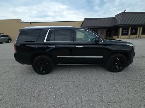 Another view of 2019 Cadillac Escalade Premium Luxury for sale in Indianapolis, IN at Indy Auto Man - Indianapolis
