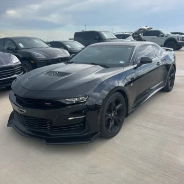 Photos of 2019 Chevrolet Camaro SS 2SS for sale in Indianapolis, IN at Indy Auto Man - Indianapolis