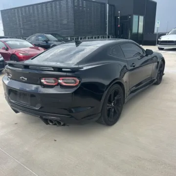 Another view of 2019 Chevrolet Camaro SS 2SS for sale in Indianapolis, IN at Indy Auto Man - Indianapolis