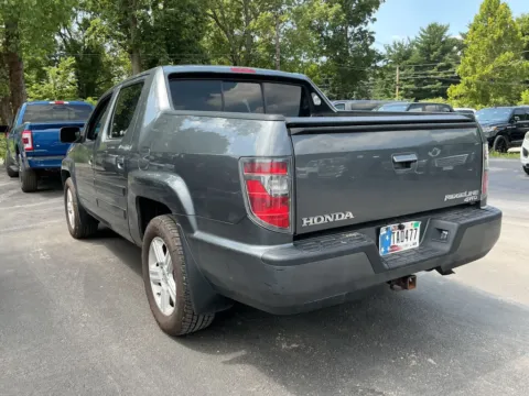 More photos of 2013 Honda Ridgeline RTL at Indy Auto Man - Indianapolis, IN