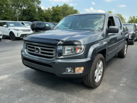 Photos of 2013 Honda Ridgeline RTL for sale in Indianapolis, IN at Indy Auto Man - Indianapolis