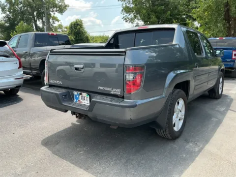 Another view of 2013 Honda Ridgeline RTL for sale in Indianapolis, IN at Indy Auto Man - Indianapolis