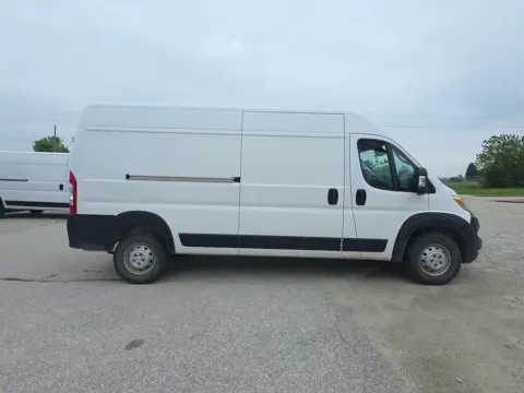 Photos of 2023 Ram ProMaster 2500 High Roof for sale in Indianapolis, IN at Indy Auto Man - Indianapolis