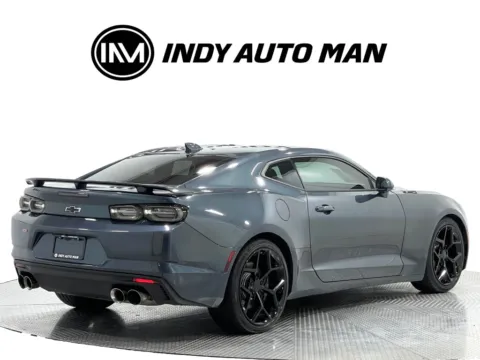 More photos of 2019 Chevrolet Camaro SS 1SS at Indy Auto Man - Indianapolis, IN