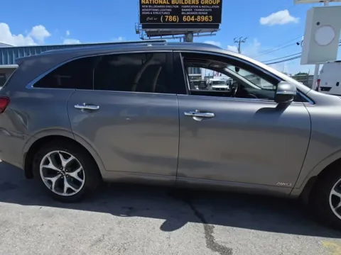 Another view of 2019 Kia Sorento SX for sale in Indianapolis, IN at Indy Auto Man - Indianapolis