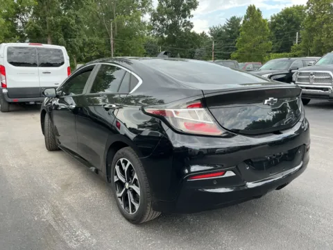 More photos of 2018 Chevrolet Volt Premier at Indy Auto Man - Indianapolis, IN