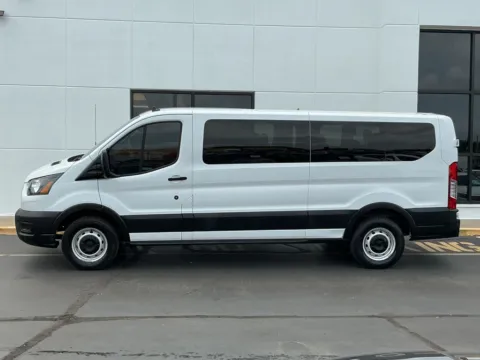 More photos of 2021 Ford Transit-350 XL at Indy Auto Man - Indianapolis, IN