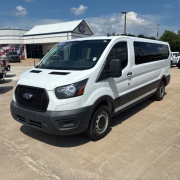 Photos of 2021 Ford Transit-350 XL for sale in Indianapolis, IN at Indy Auto Man - Indianapolis