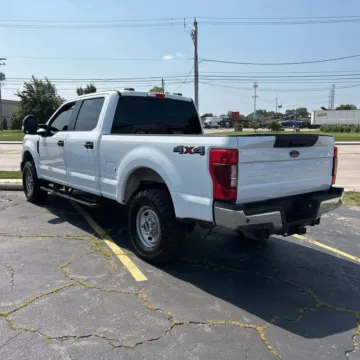 More photos of 2022 Ford F-250SD XL at Indy Auto Man - Indianapolis, IN
