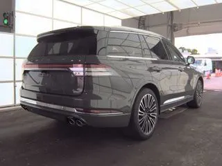 Another view of 2020 Lincoln Aviator Black Label for sale in Indianapolis, IN at Indy Auto Man - Indianapolis