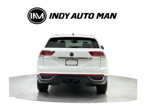 More photos of 2020 Volkswagen Atlas Cross Sport 3.6L V6 SE w/Technology at Indy Auto Man - Indianapolis, IN
