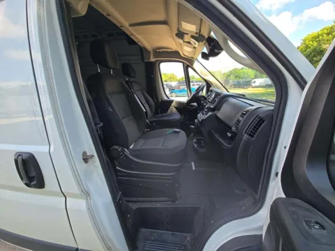 More photos of 2023 Ram ProMaster 2500 High Roof at Indy Auto Man - Indianapolis, IN