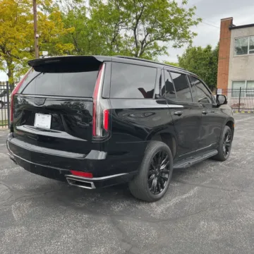 More photos of 2021 Cadillac Escalade Premium Luxury at Indy Auto Man - Indianapolis, IN