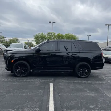 More photos of 2021 Cadillac Escalade Premium Luxury at Indy Auto Man - Indianapolis, IN