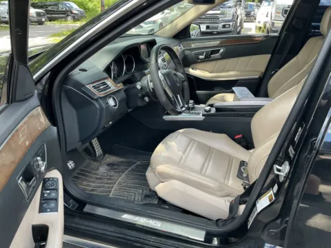 More photos of 2015 Mercedes-Benz E-Class E 63 AMG 4MATIC at Indy Auto Man - Indianapolis, IN