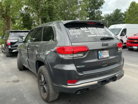 More photos of 2016 Jeep Grand Cherokee Overland at Indy Auto Man - Indianapolis, IN