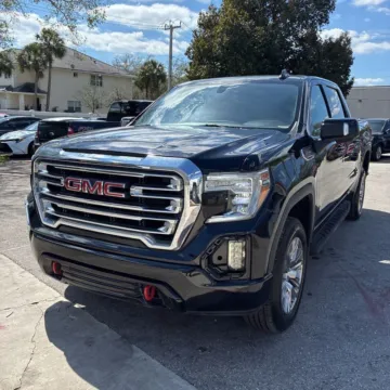 Photos of 2021 GMC Sierra 1500 AT4 for sale in Indianapolis, IN at Indy Auto Man - Indianapolis