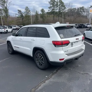 More photos of 2019 Jeep Grand Cherokee Trailhawk at Indy Auto Man - Indianapolis, IN