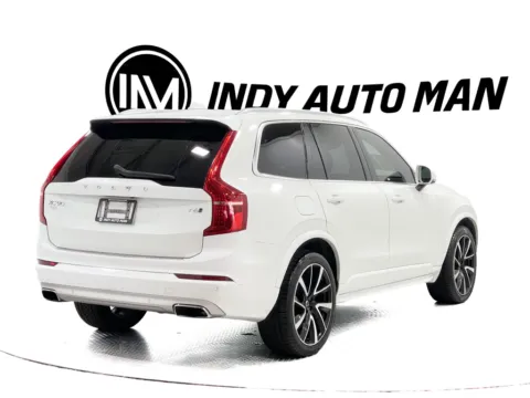 More photos of 2021 Volvo XC90 T6 Momentum at Indy Auto Man - Indianapolis, IN