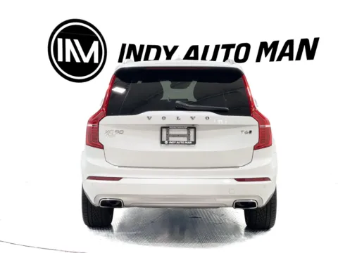 More photos of 2021 Volvo XC90 T6 Momentum at Indy Auto Man - Indianapolis, IN