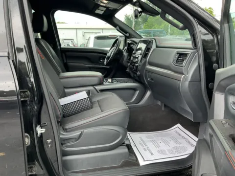 More photos of 2020 Nissan Titan PRO-4X at Indy Auto Man - Indianapolis, IN