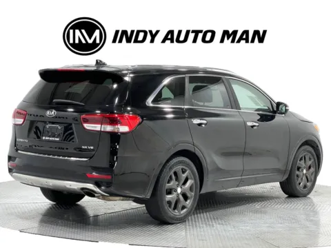 More photos of 2017 Kia Sorento SX at Indy Auto Man - Indianapolis, IN