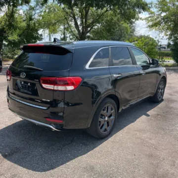 Another view of 2017 Kia Sorento SX for sale in Indianapolis, IN at Indy Auto Man - Indianapolis