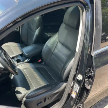 More photos of 2017 Kia Sorento SX at Indy Auto Man - Indianapolis, IN