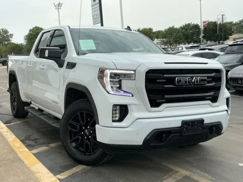Photos of 2022 GMC Sierra 1500 Limited Elevation for sale in Indianapolis, IN at Indy Auto Man - Indianapolis