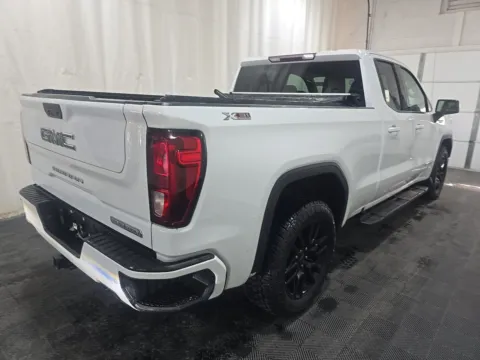 Another view of 2022 GMC Sierra 1500 Limited Elevation for sale in Indianapolis, IN at Indy Auto Man - Indianapolis