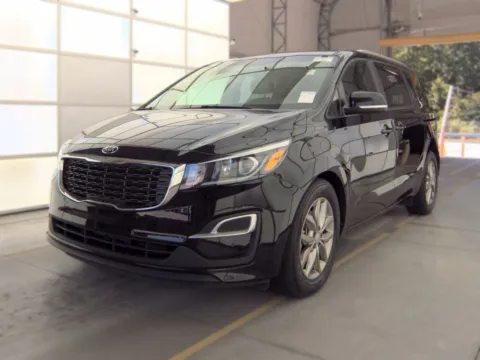 Photos of 2020 Kia Sedona EX for sale in Indianapolis, IN at Indy Auto Man - Indianapolis