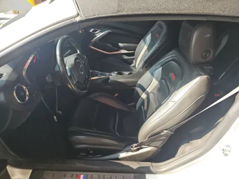 More photos of 2018 Chevrolet Camaro SS 2SS at Indy Auto Man - Indianapolis, IN